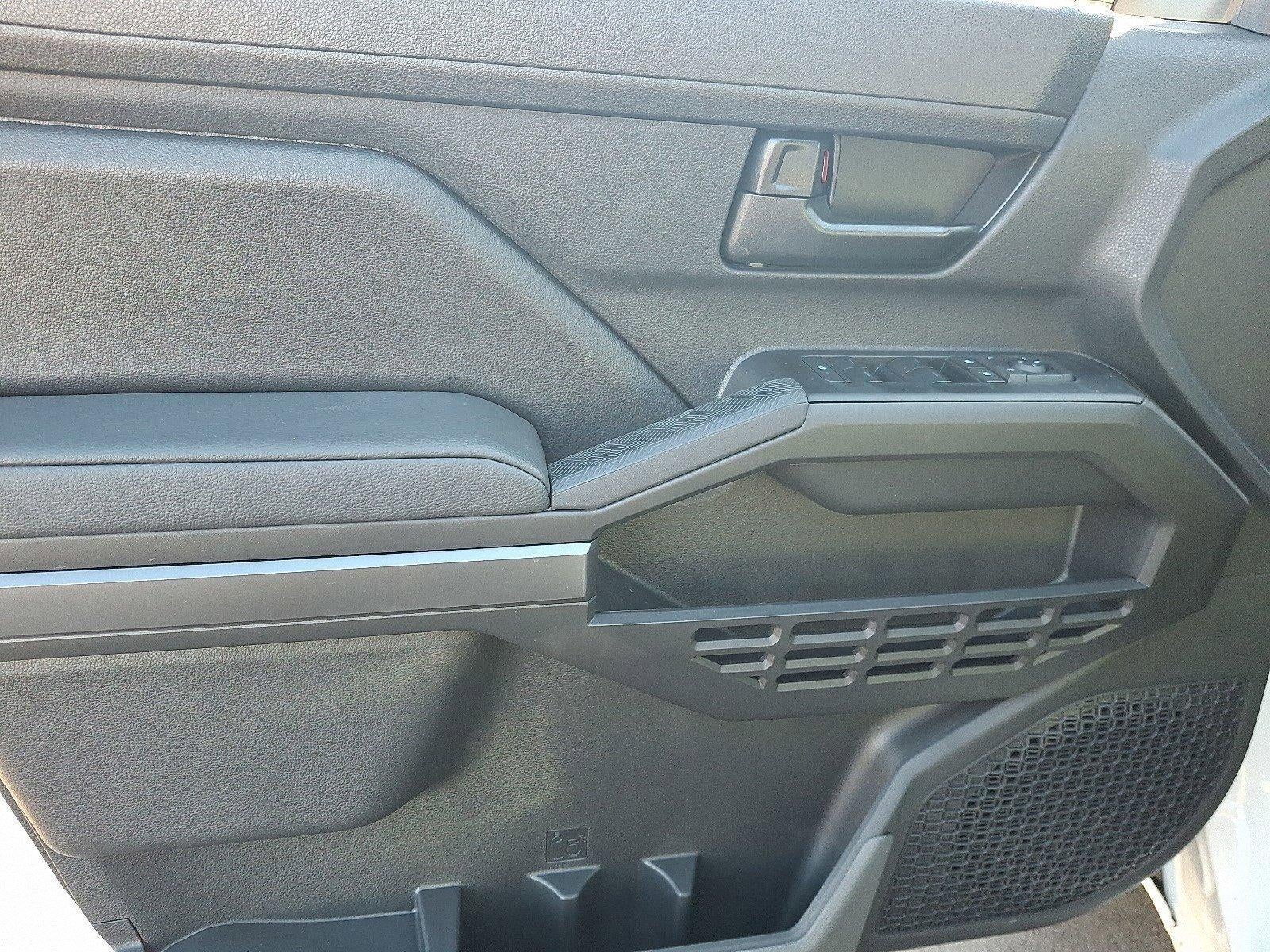 2025 Toyota Tacoma 4WD 4WD SR5 Double Cab 5' Bed AT (GS)