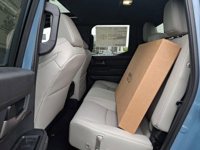 2026 Toyota Tacoma 4WD 4WD Limited Double Cab 5' Bed AT (Natl)