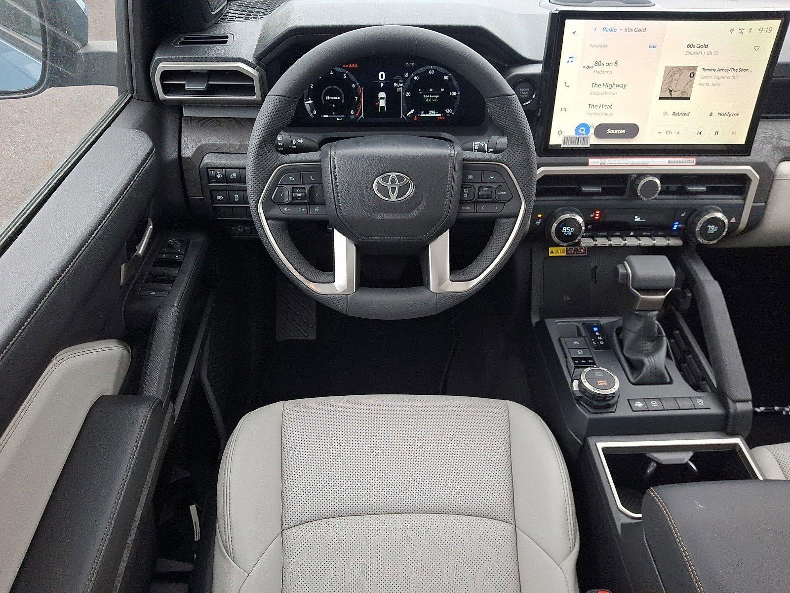 2026 Toyota Tacoma 4WD 4WD Limited Double Cab 5' Bed AT (Natl)
