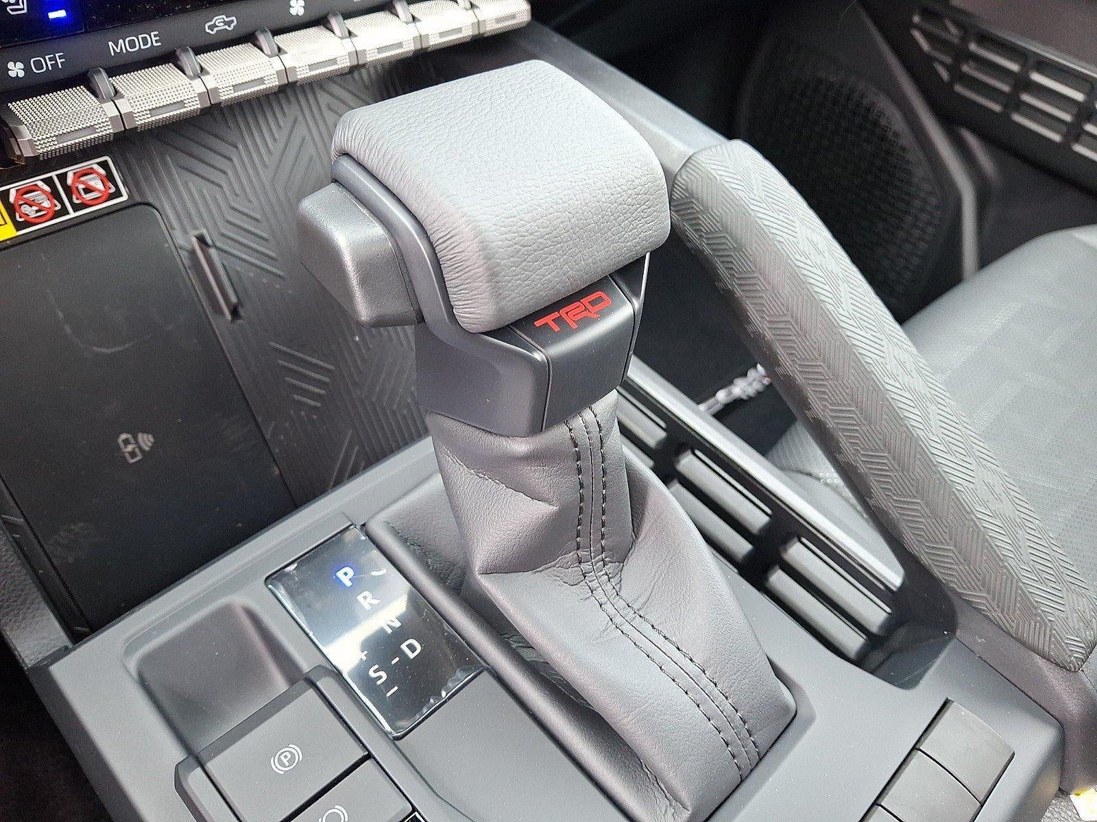 2026 Toyota Tacoma 4WD 4WD TRD Sport Double Cab 5' Bed AT (Natl)