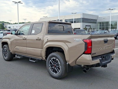 2026 Toyota Tacoma 4WD 4WD TRD Sport Double Cab 5' Bed AT (Natl)
