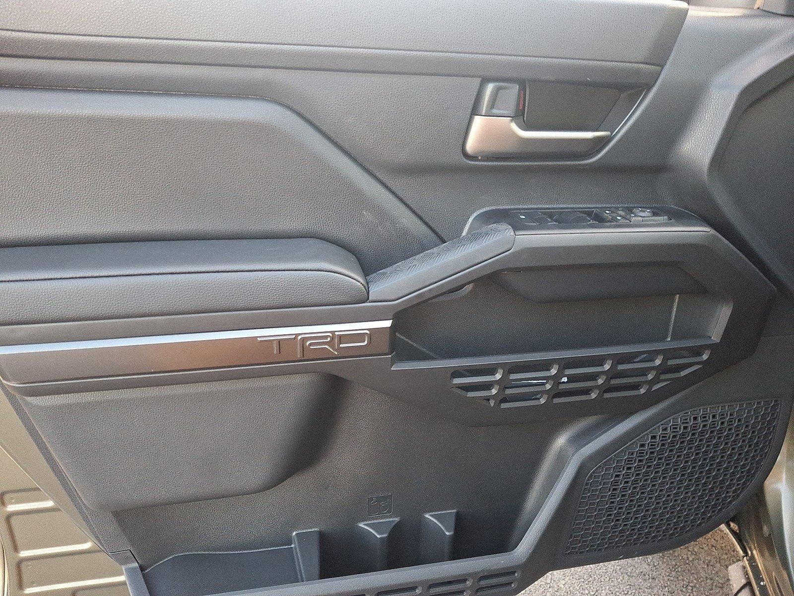 2026 Toyota Tacoma 4WD 4WD TRD Sport Double Cab 5' Bed AT (Natl)