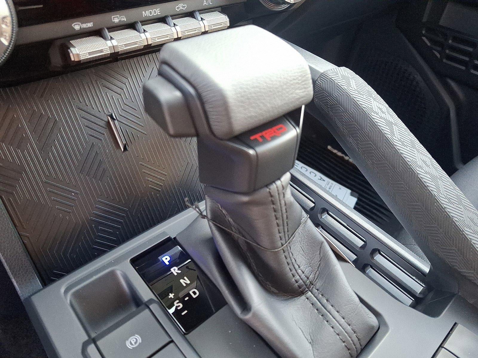 2026 Toyota Tacoma 4WD 4WD TRD Sport Double Cab 5' Bed AT (Natl)