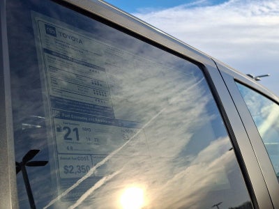 2026 Toyota Tacoma 4WD 4WD TRD Sport Double Cab 5' Bed AT (Natl)