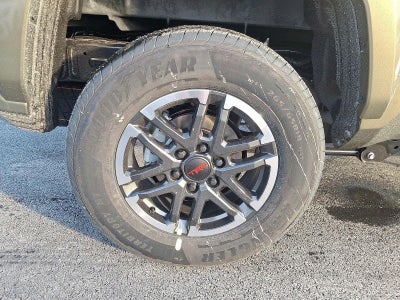 2026 Toyota Tacoma 4WD 4WD TRD Sport Double Cab 5' Bed AT (Natl)