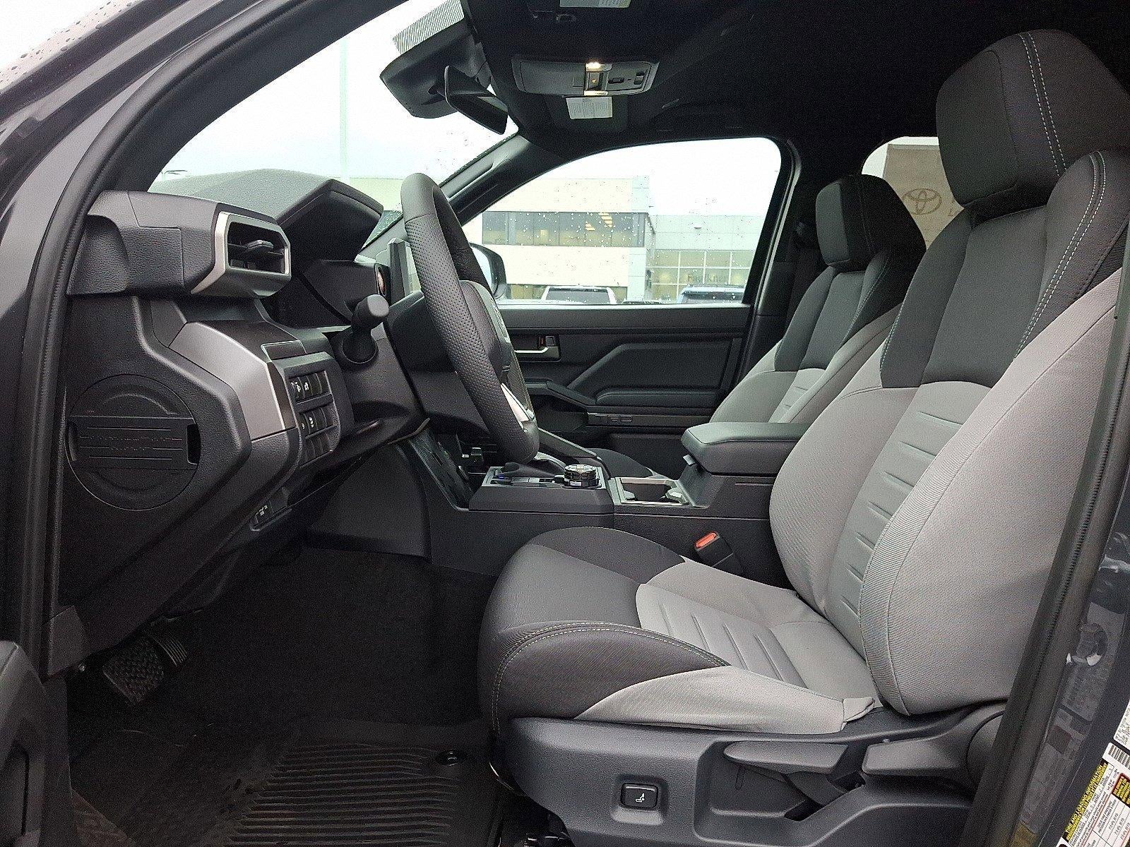 2026 Toyota Tacoma 4WD 4WD TRD Off Road Double Cab 5' Bed AT (Natl)