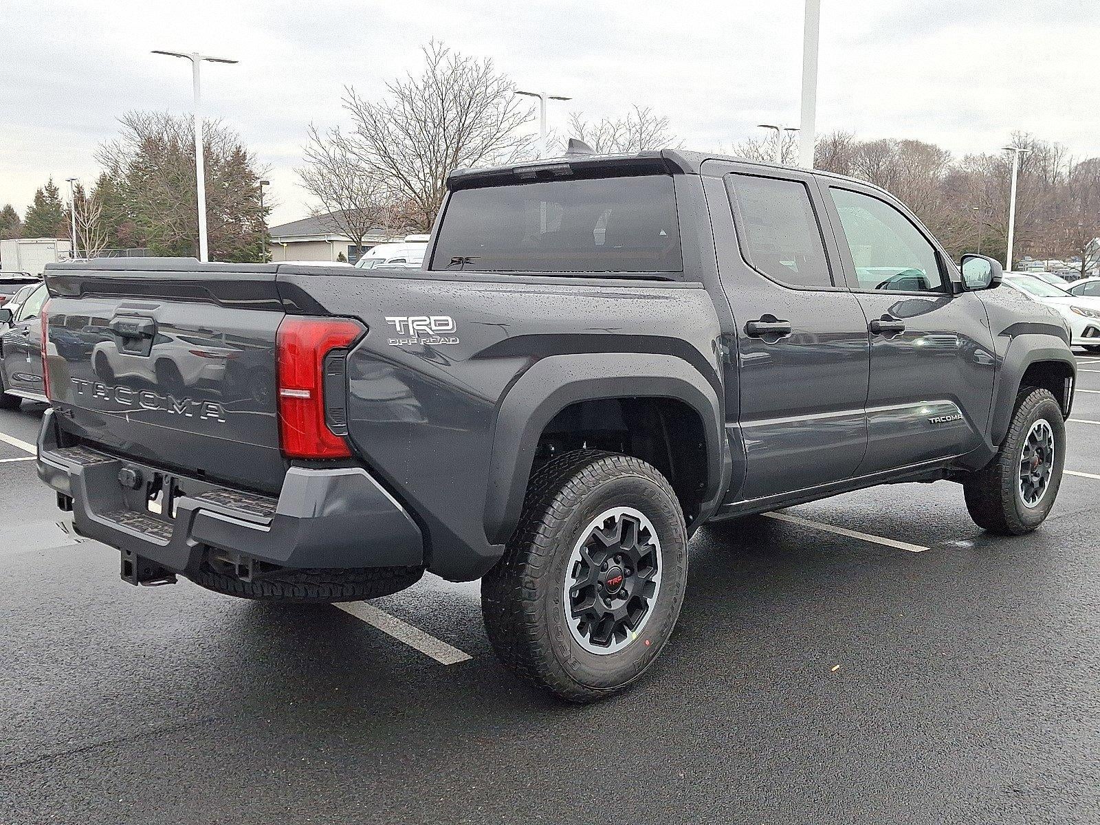 2026 Toyota Tacoma 4WD 4WD TRD Off Road Double Cab 5' Bed AT (Natl)