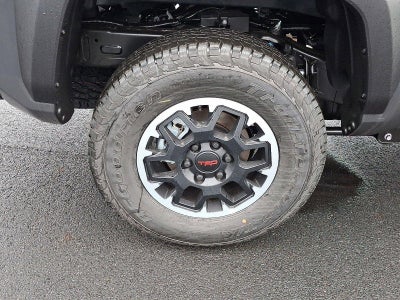 2026 Toyota Tacoma 4WD 4WD TRD Off Road Double Cab 5' Bed AT (Natl)