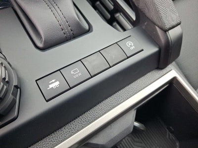 2025 Toyota Tacoma 4WD 4WD SR Double Cab 5' Bed AT (GS)