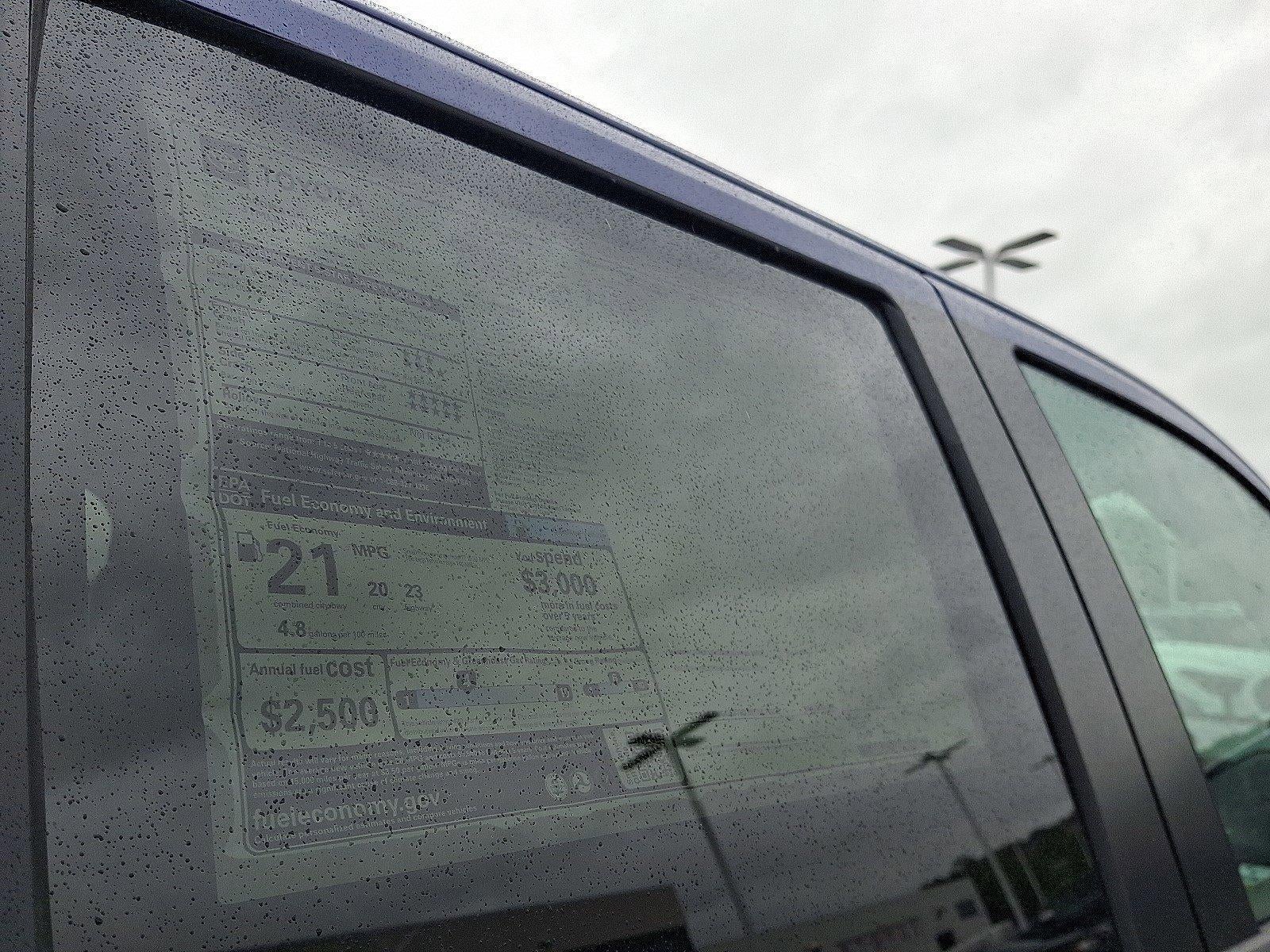 2025 Toyota Tacoma 4WD 4WD SR Double Cab 5' Bed AT (GS)