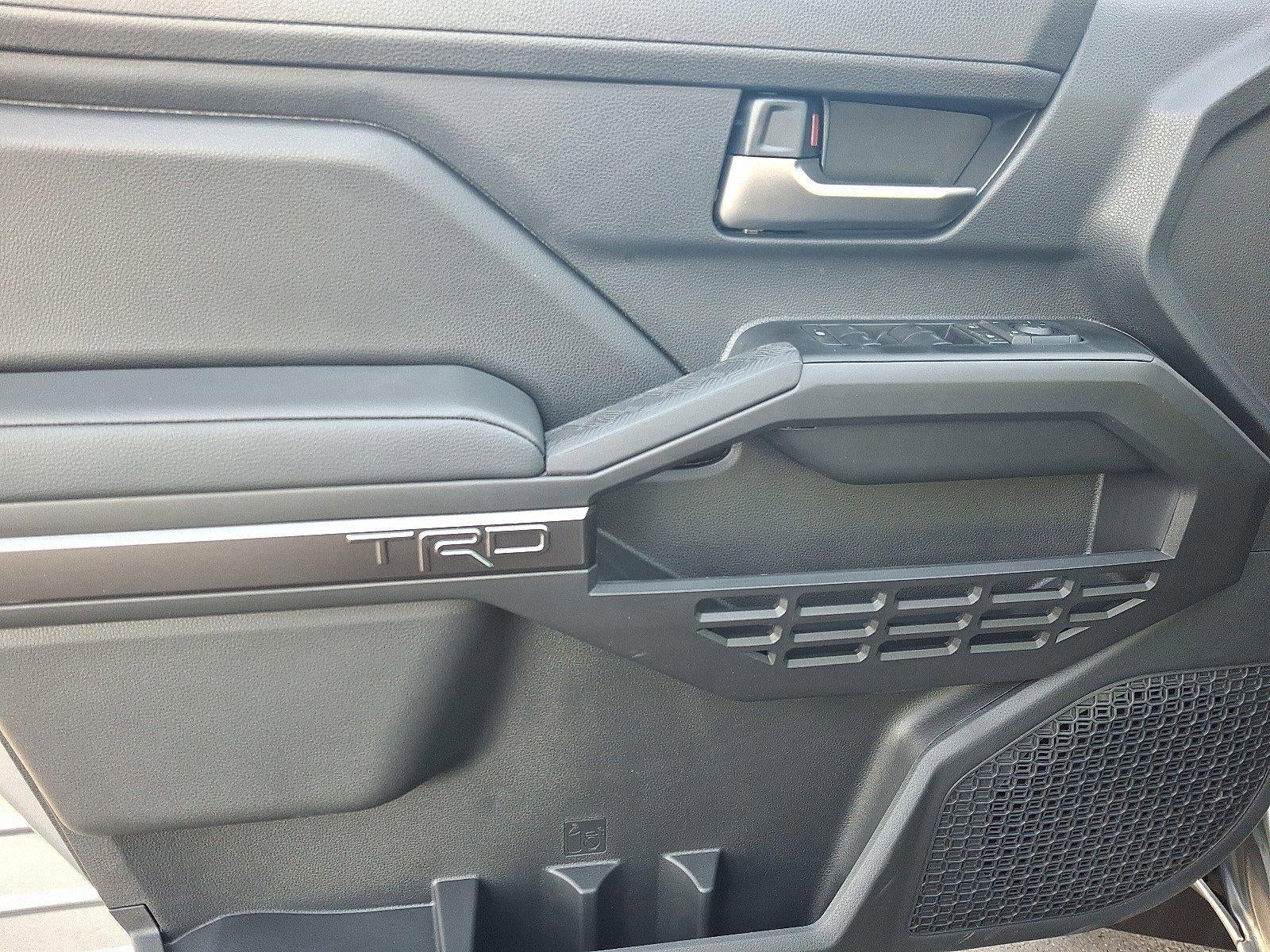 2025 Toyota Tacoma 4WD 4WD SR Double Cab 5' Bed AT (GS)