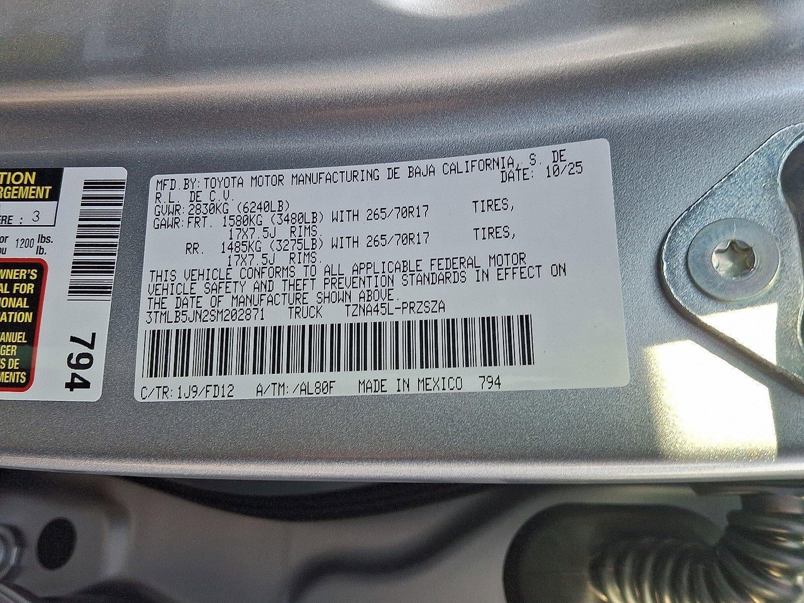 2025 Toyota Tacoma 4WD 4WD SR Double Cab 5' Bed AT (GS)