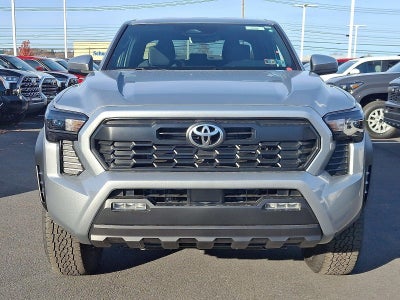 2025 Toyota Tacoma 4WD 4WD SR Double Cab 5' Bed AT (GS)