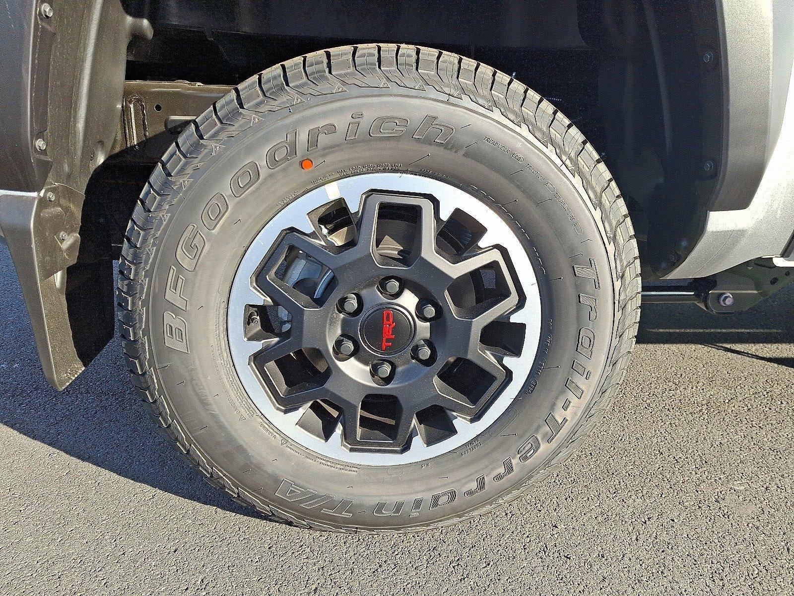 2025 Toyota Tacoma 4WD 4WD SR Double Cab 5' Bed AT (GS)