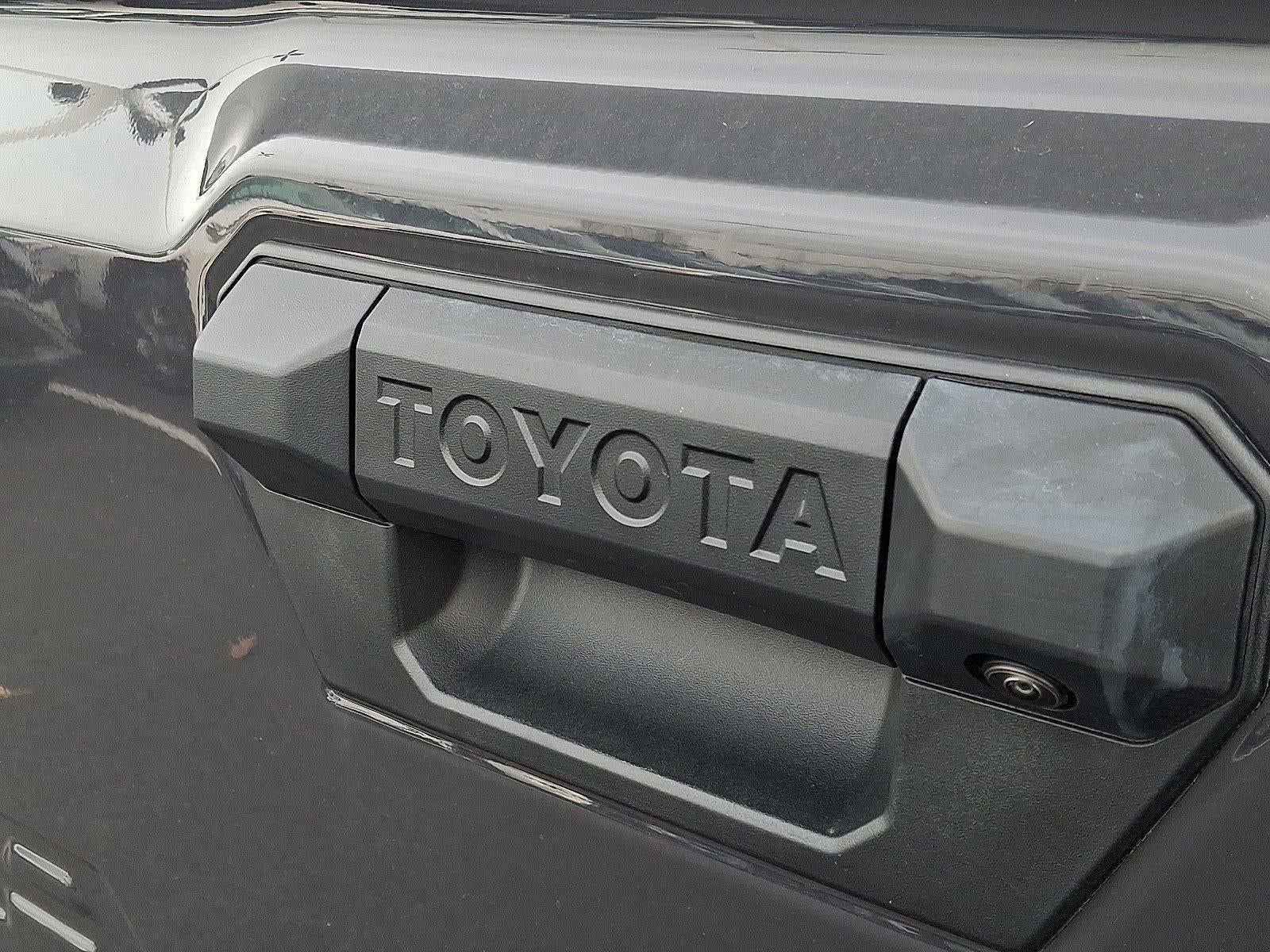 2026 Toyota Tacoma 4WD 4WD TRD Sport Double Cab 5' Bed AT (Natl)