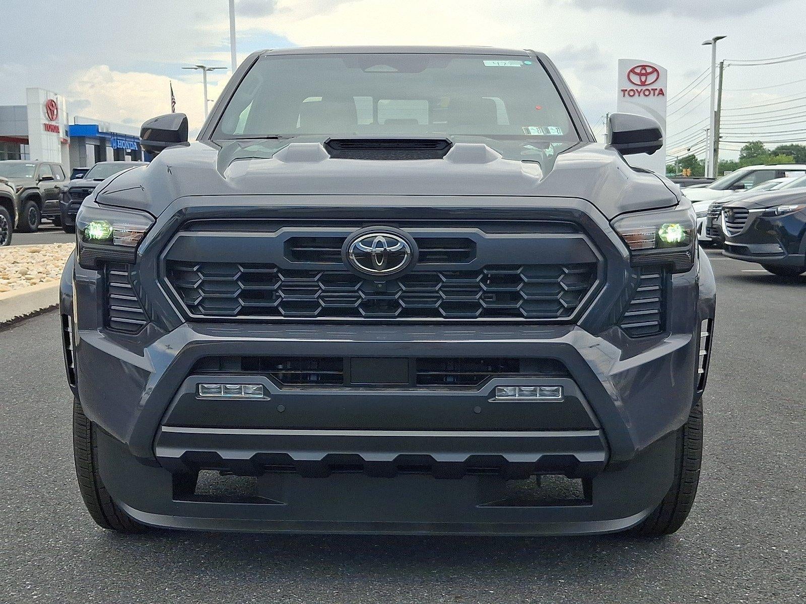 2026 Toyota Tacoma 4WD 4WD TRD Sport Double Cab 5' Bed AT (Natl)