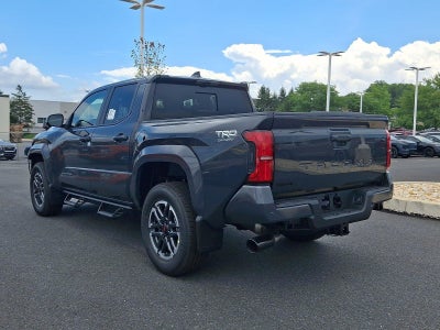 2026 Toyota Tacoma 4WD 4WD TRD Sport Double Cab 5' Bed AT (Natl)