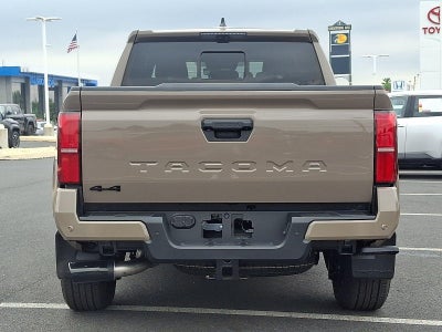 2026 Toyota Tacoma 4WD 4WD TRD Sport Double Cab 5' Bed AT (Natl)