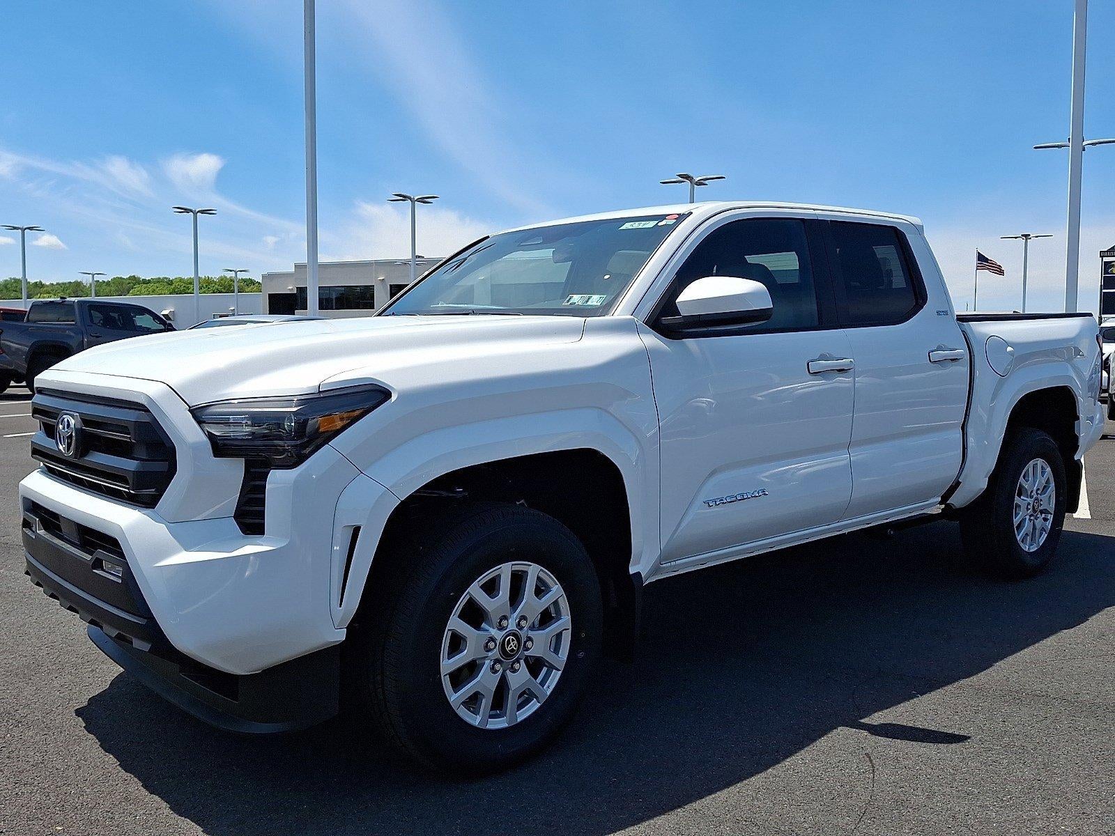 2026 Toyota Tacoma 4WD 4WD SR5 Double Cab 5' Bed AT (GS)