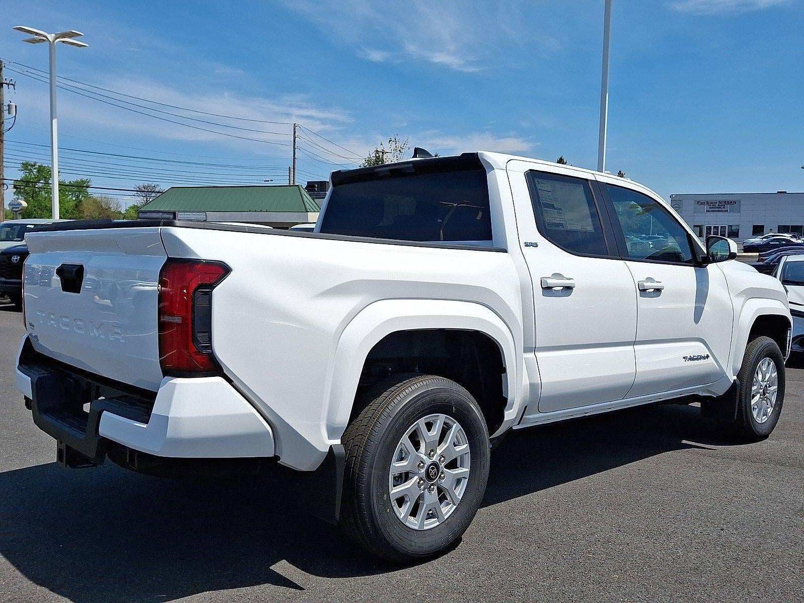 2026 Toyota Tacoma 4WD 4WD SR5 Double Cab 5' Bed AT (GS)