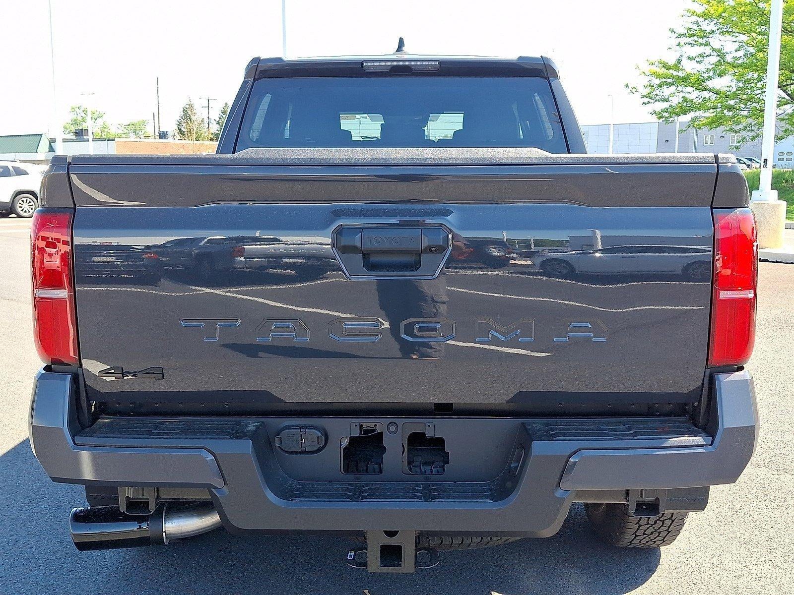 2026 Toyota Tacoma 4WD 4WD TRD Off Road Double Cab 5' Bed AT (Natl)