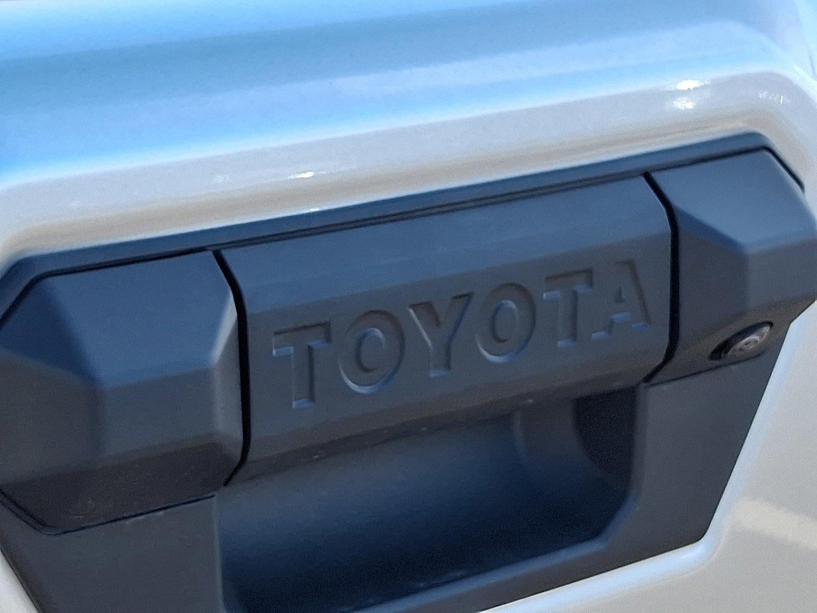 2026 Toyota Tacoma 4WD 4WD SR5 Double Cab 5' Bed AT (GS)