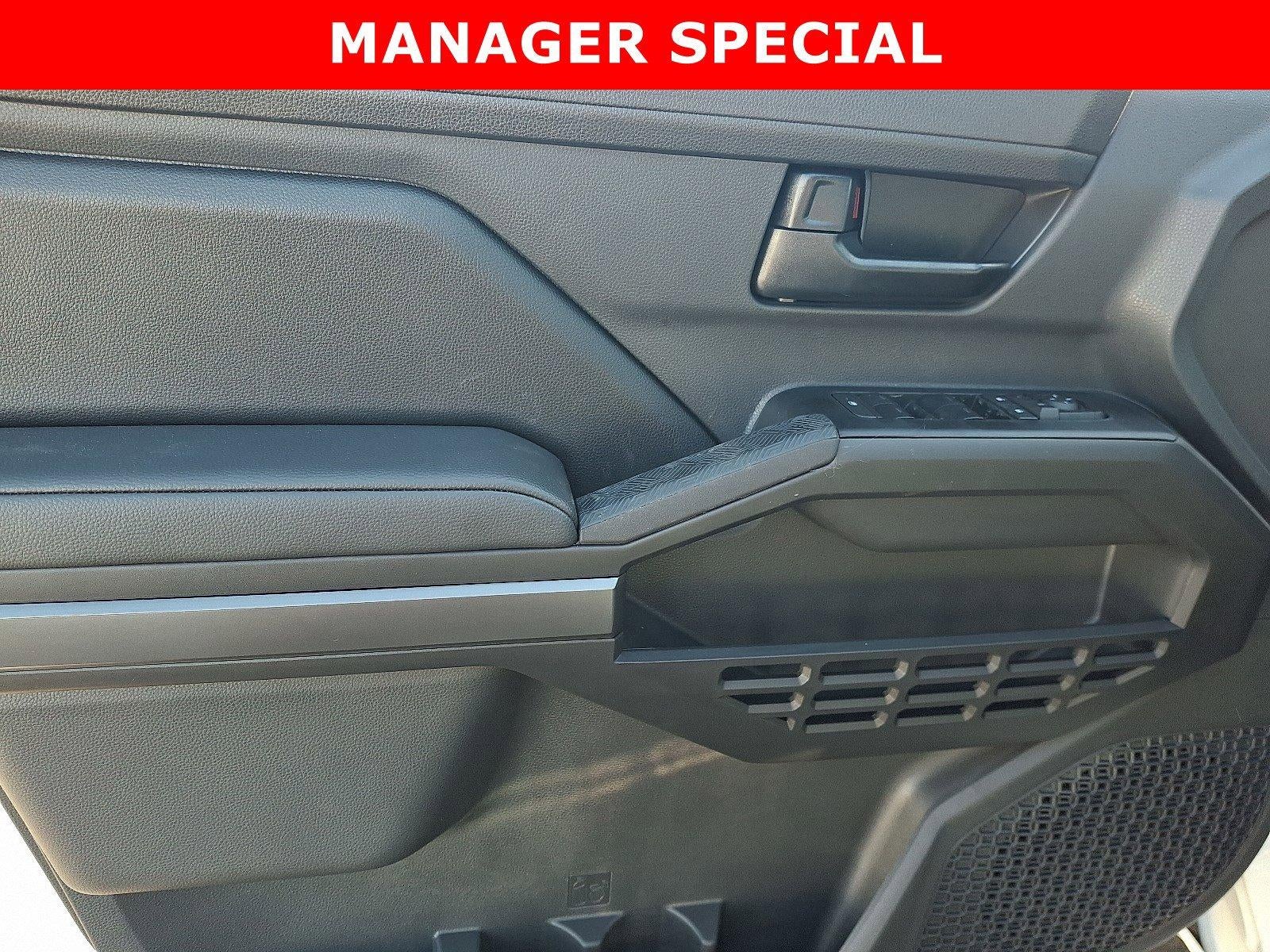 2025 Toyota Tacoma 4WD 4WD SR5 Double Cab 5' Bed AT (GS)