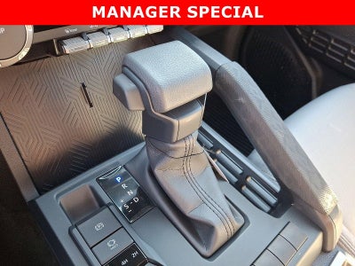 2025 Toyota Tacoma 4WD 4WD SR5 Double Cab 5' Bed AT (GS)