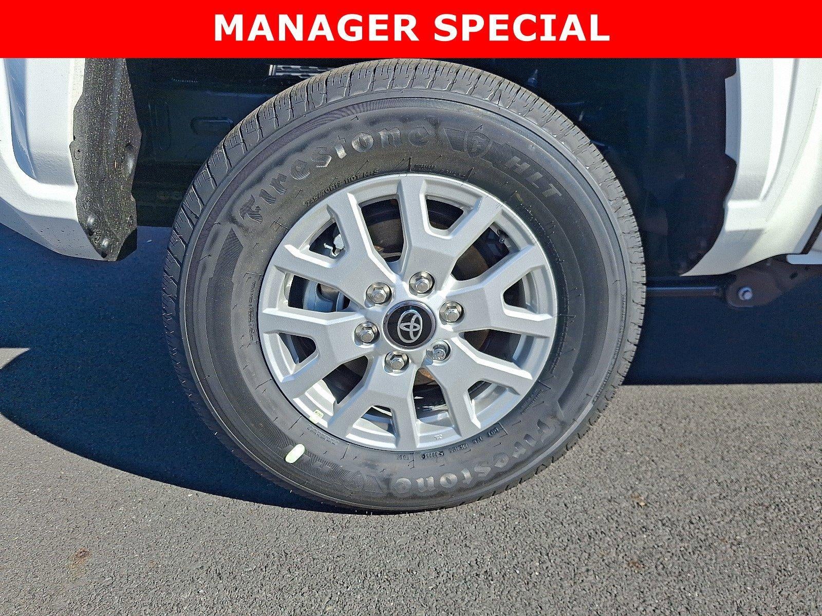 2025 Toyota Tacoma 4WD 4WD SR5 Double Cab 5' Bed AT (GS)