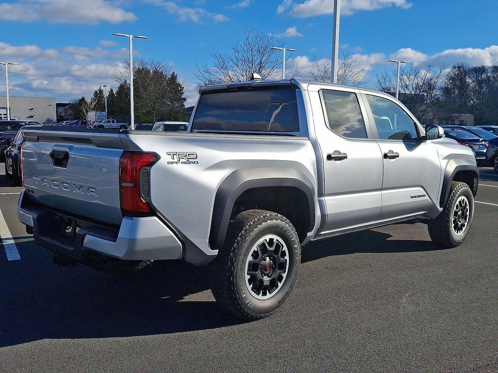 2026 Toyota Tacoma 4WD 4WD TRD Off Road Double Cab 5' Bed AT (Natl)