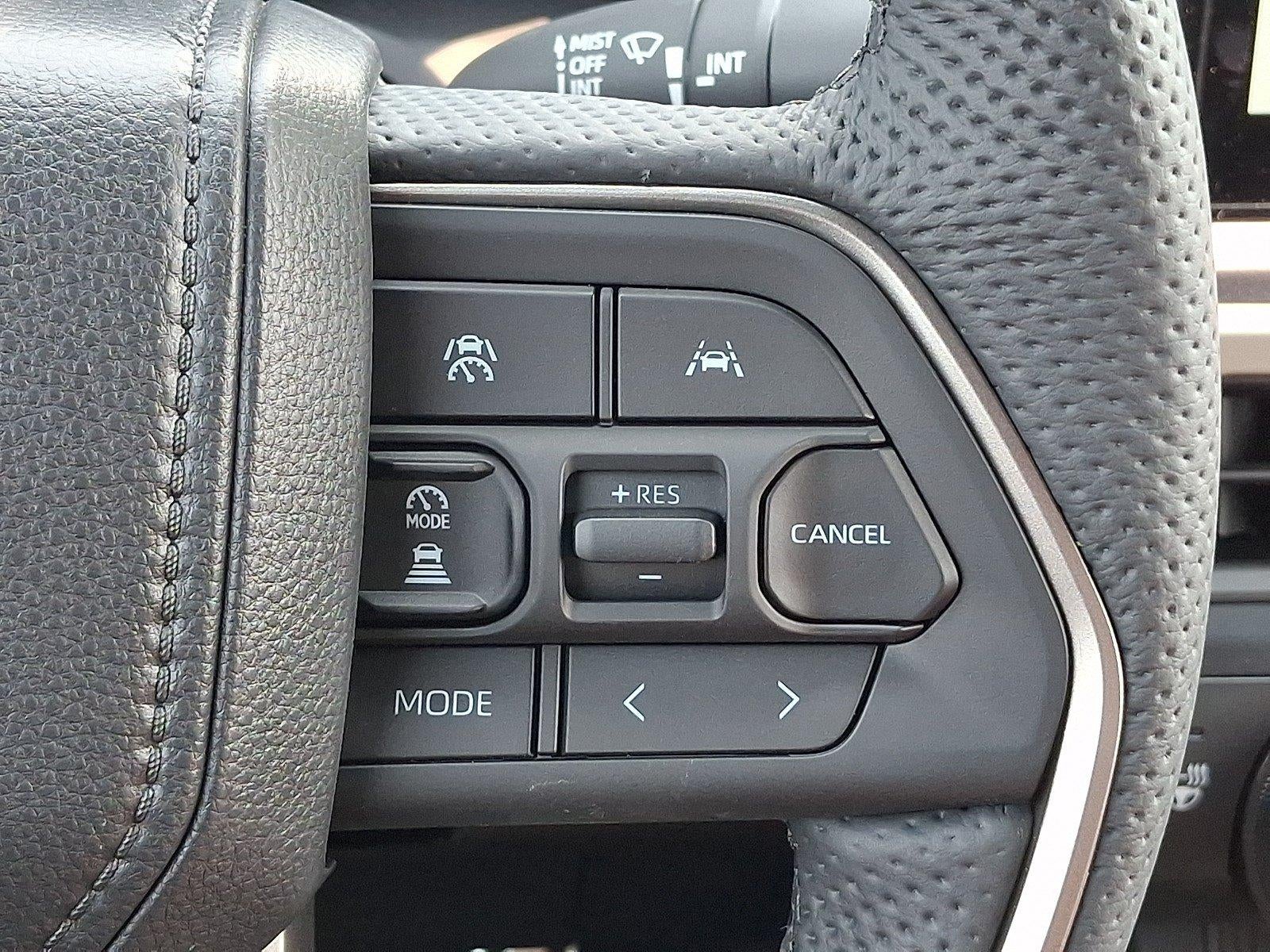 2026 Toyota Tacoma 4WD 4WD TRD Sport Double Cab 5' Bed AT (Natl)