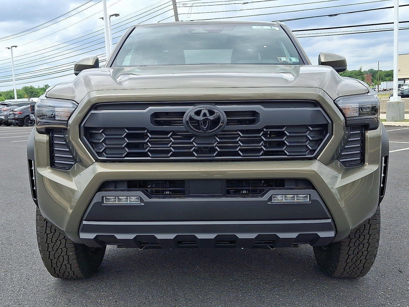 2026 Toyota Tacoma 4WD 4WD TRD Off Road Double Cab 5' Bed AT (Natl)