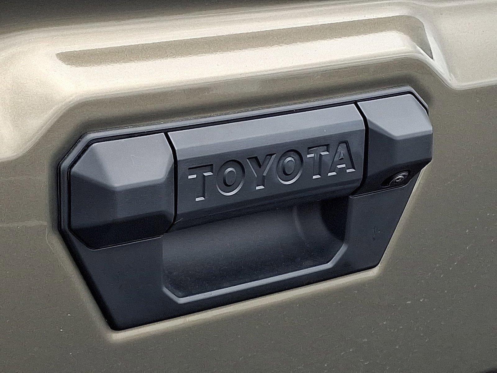 2026 Toyota Tacoma 4WD 4WD TRD Off Road Double Cab 5' Bed AT (Natl)