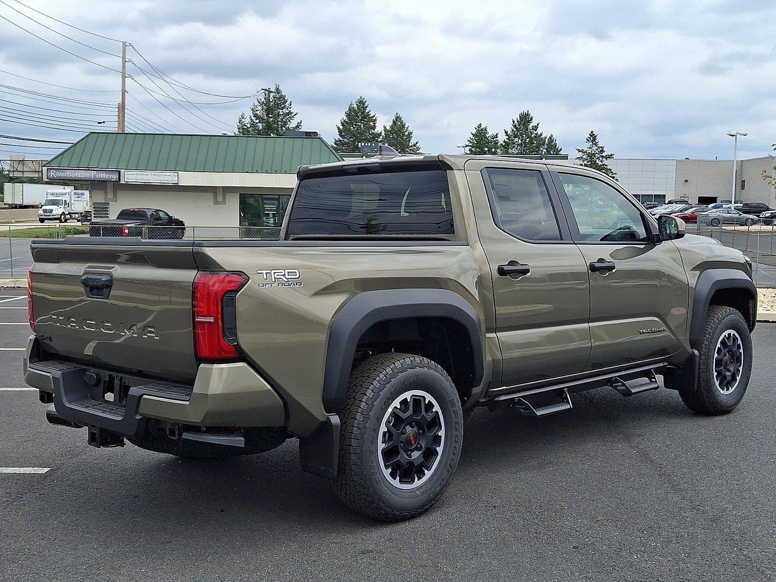 2026 Toyota Tacoma 4WD 4WD TRD Off Road Double Cab 5' Bed AT (Natl)