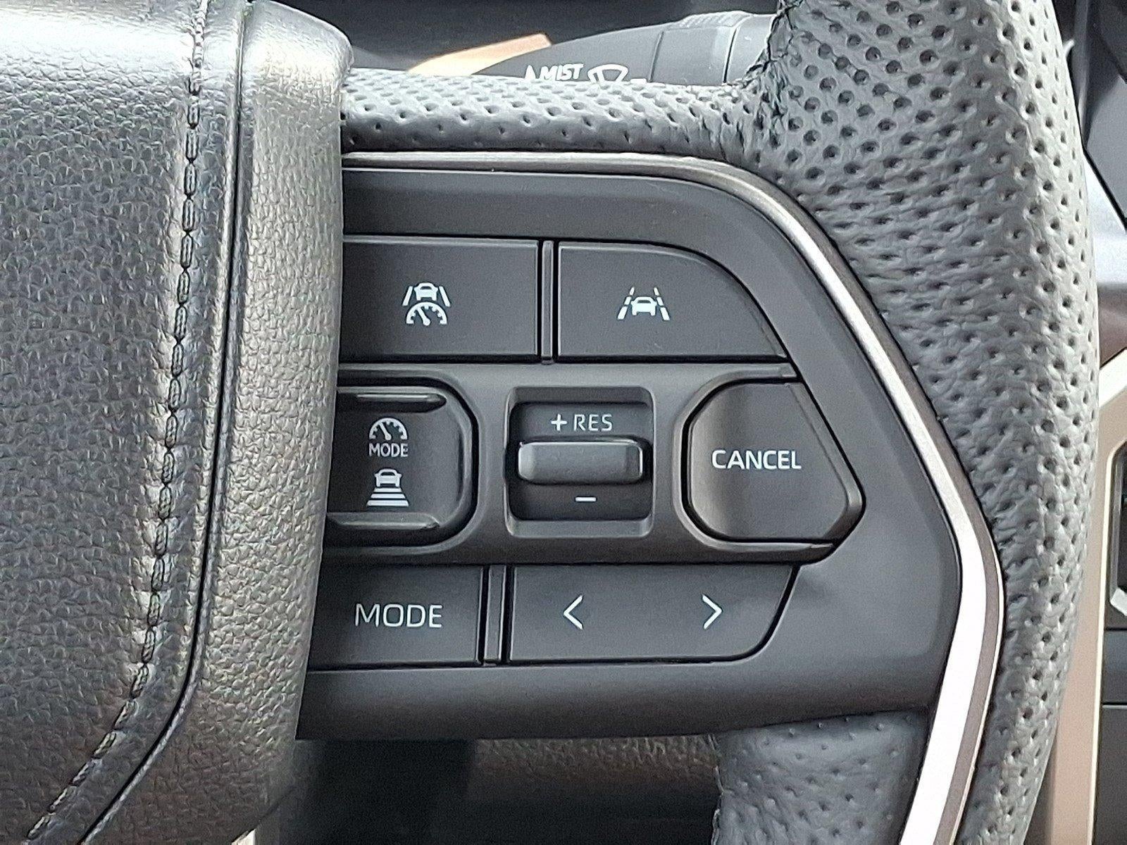 2026 Toyota Tacoma 4WD 4WD TRD Sport Double Cab 5' Bed AT (Natl)