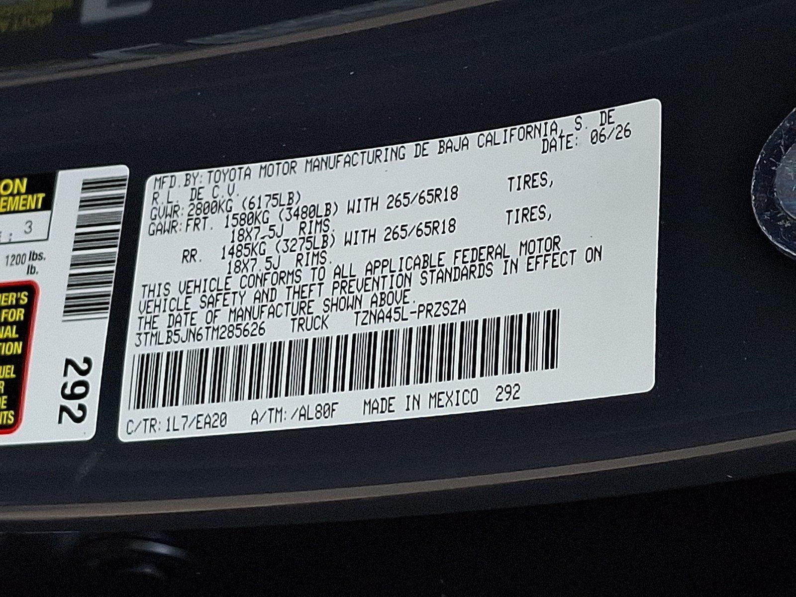 2026 Toyota Tacoma 4WD 4WD TRD Sport Double Cab 5' Bed AT (Natl)