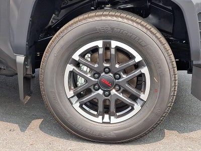 2026 Toyota Tacoma 4WD 4WD TRD Sport Double Cab 5' Bed AT (Natl)