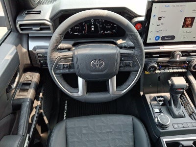 2026 Toyota Tacoma 4WD 4WD TRD Sport Double Cab 5' Bed AT (Natl)