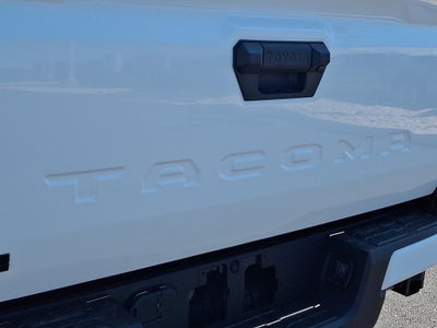 2026 Toyota Tacoma 4WD 4WD TRD Off Road Double Cab 5' Bed AT (Natl)