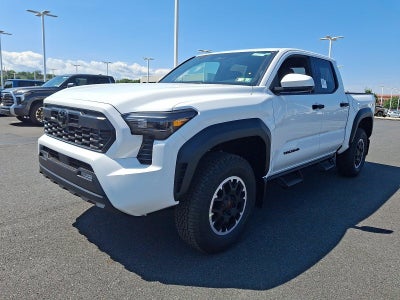 2026 Toyota Tacoma 4WD 4WD TRD Off Road Double Cab 5' Bed AT (Natl)