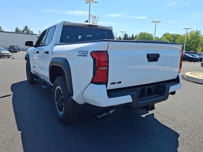 2026 Toyota Tacoma 4WD 4WD TRD Off Road Double Cab 5' Bed AT (Natl)