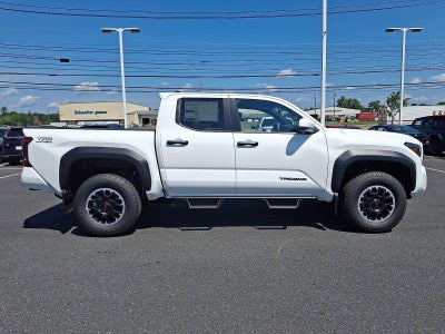 2026 Toyota Tacoma 4WD 4WD TRD Off Road Double Cab 5' Bed AT (Natl)