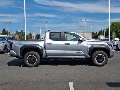 2026 Toyota Tacoma 4WD 4WD TRD Off Road Double Cab 5' Bed AT (Natl)