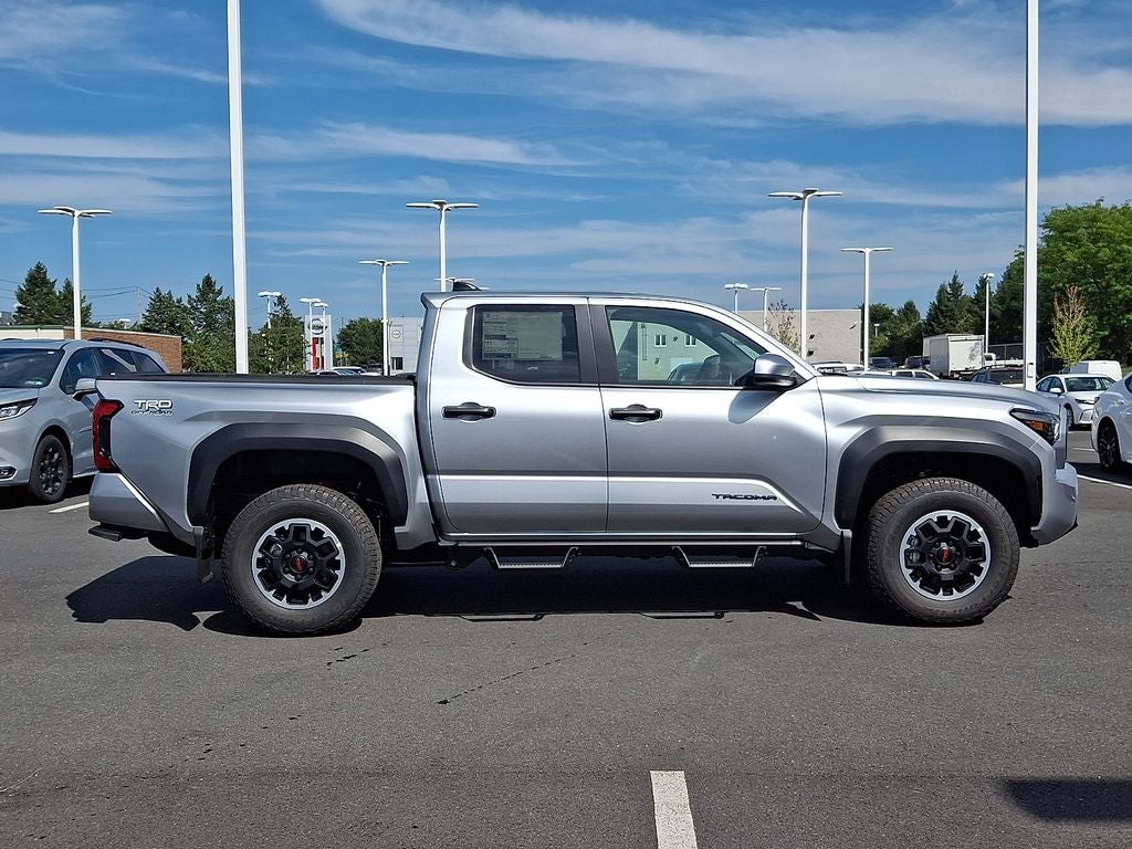 2026 Toyota Tacoma 4WD 4WD TRD Off Road Double Cab 5' Bed AT (Natl)