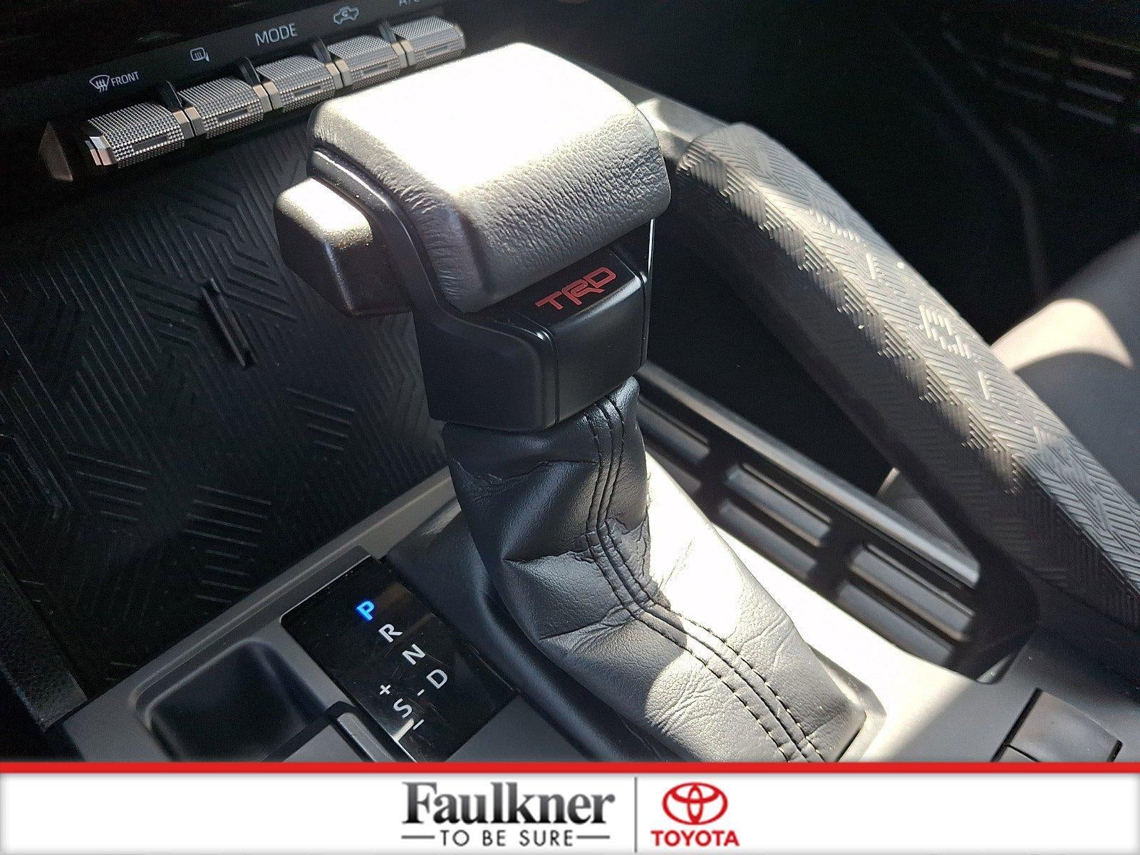 2024 Toyota Tacoma 4WD 4WD SR5 Double Cab 5' Bed AT (Natl)