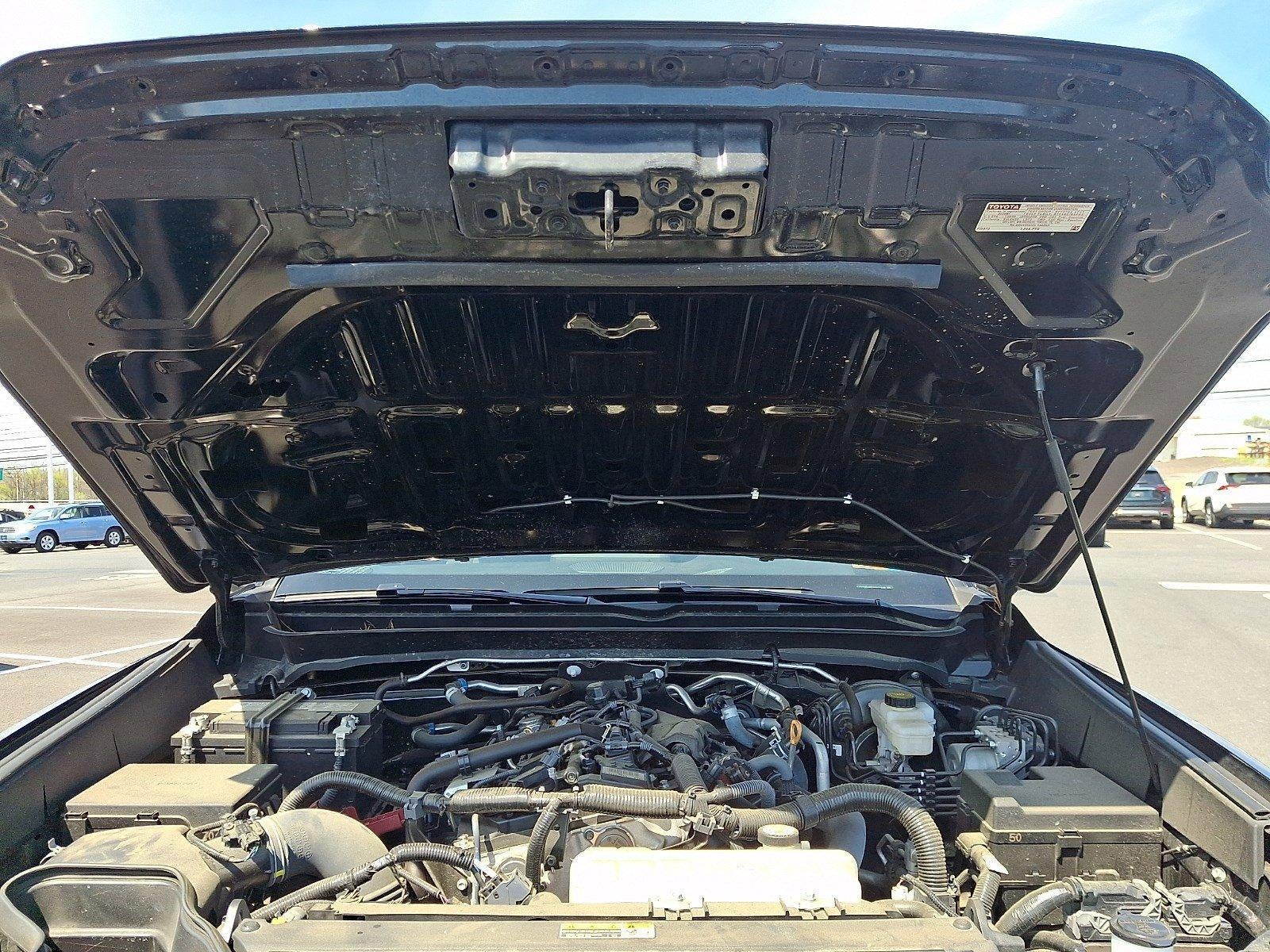 2024 Toyota Tacoma 4WD 4WD SR5 Double Cab 5' Bed AT (Natl)