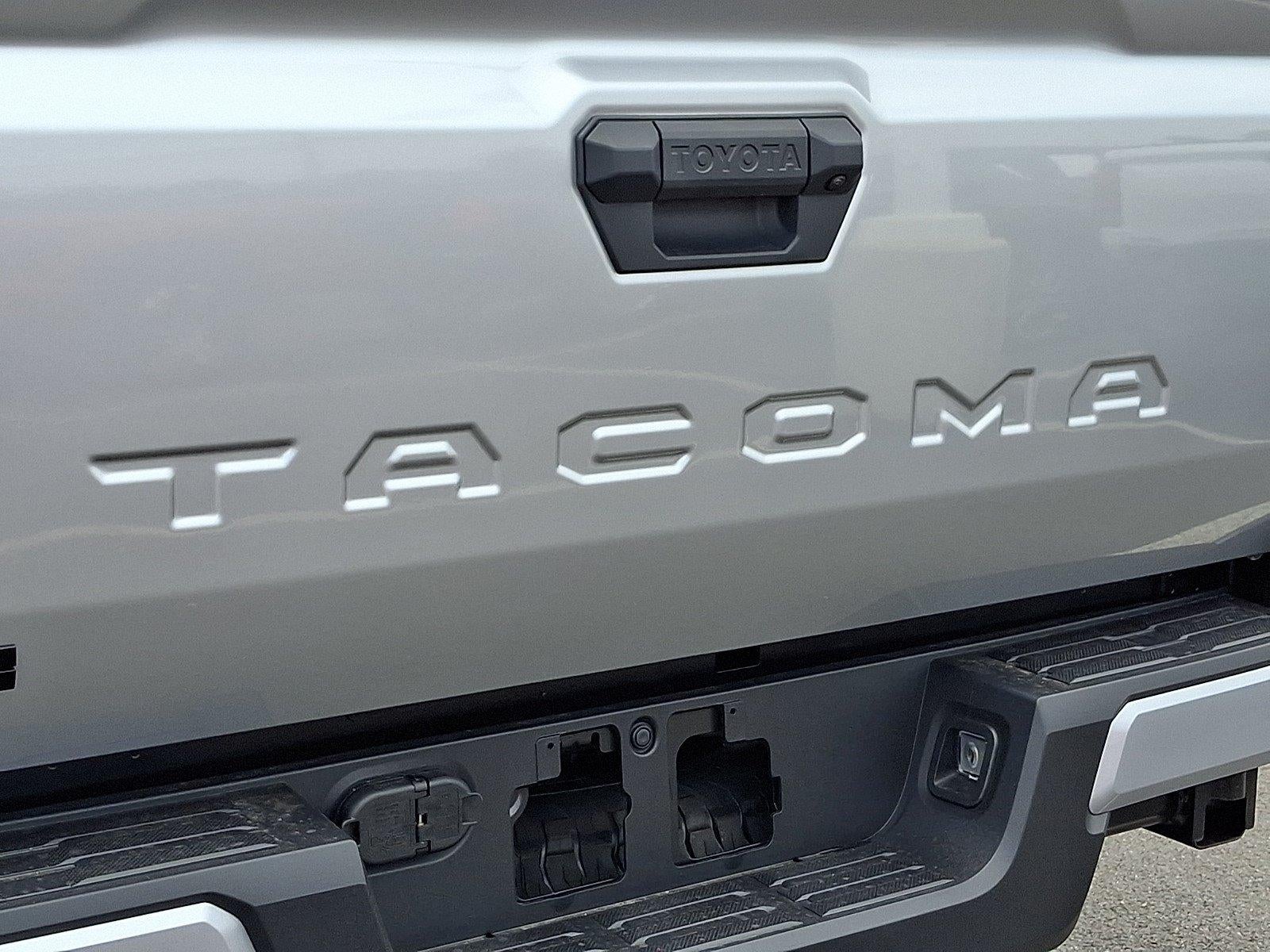 2026 Toyota Tacoma 4WD 4WD TRD Off Road Double Cab 5' Bed AT (Natl)