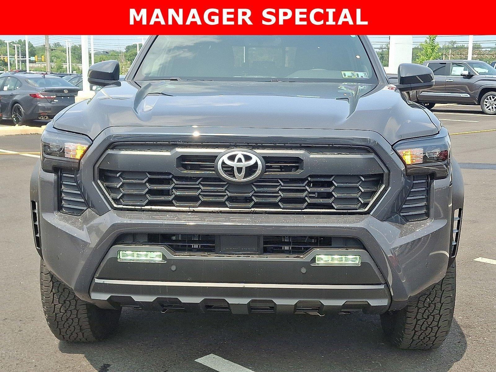 2025 Toyota Tacoma 4WD 4WD TRD Off Road Double Cab 5' Bed AT (Natl)