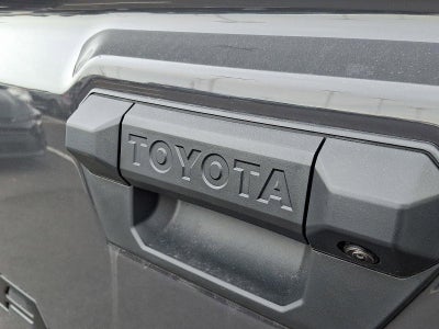 2025 Toyota Tacoma 4WD 4WD TRD Sport Double Cab 5' Bed MT (Natl)