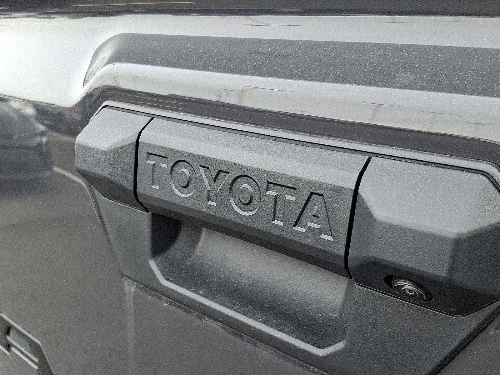 2025 Toyota Tacoma 4WD 4WD TRD Sport Double Cab 5' Bed MT (Natl)